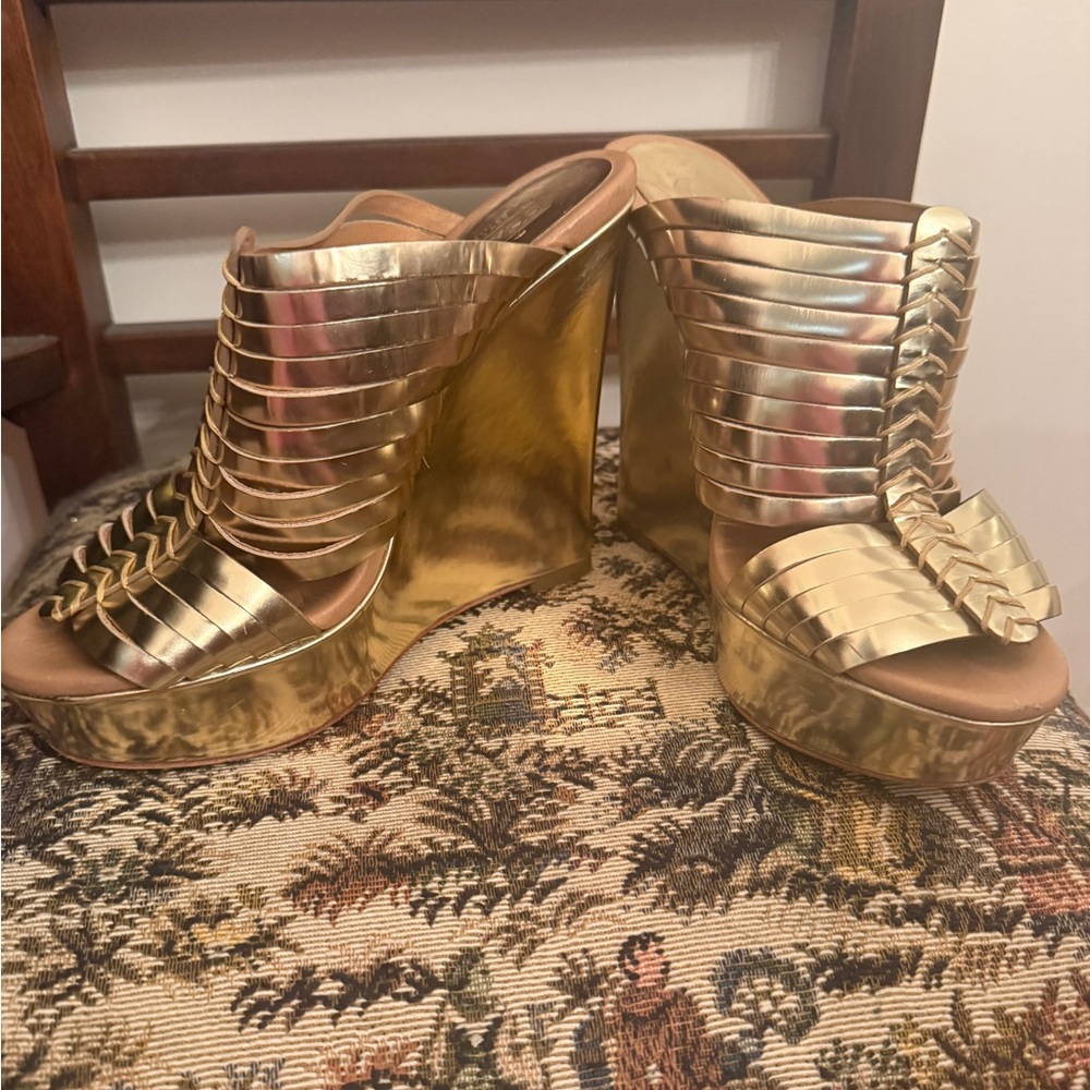 Coach Bristol Gold Mirror Metallic Wedge Sandals Size 7B - Picture 6 of 15